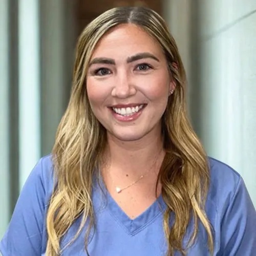 Dr. Kristin Klutcharch, DMD, dentist at Aesthetic Dentistry of Oak Lawn